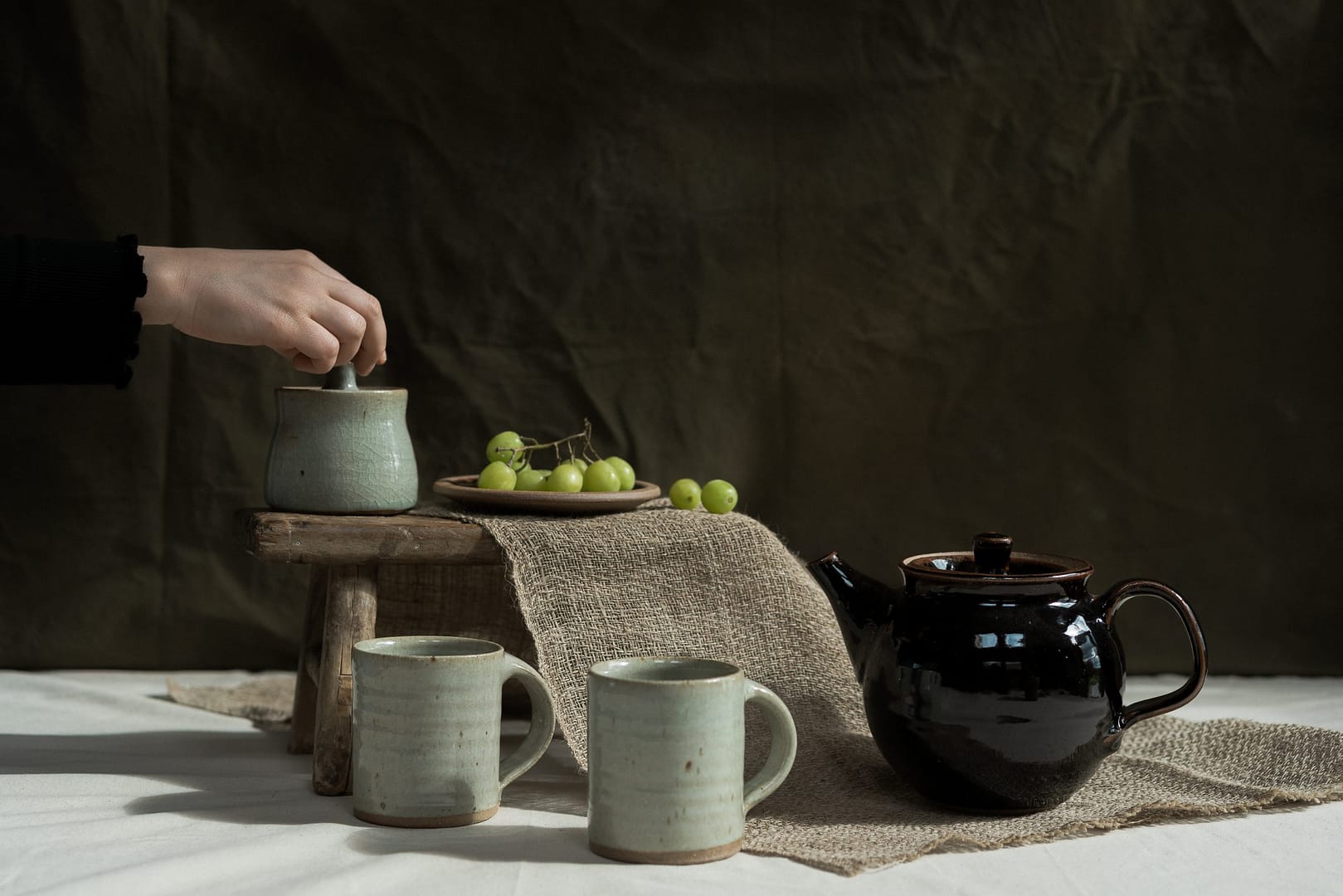 Large ceramic teapot dolomite tenmoko mugs